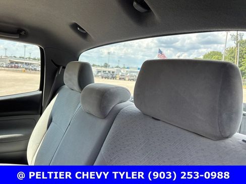 Used 2006 Toyota Tacoma PreRunner RWD image 21