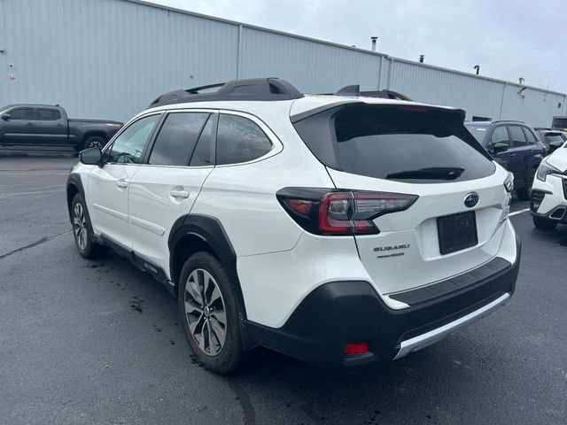Used 2025 Subaru Outback Limited AWD/4WD image 7