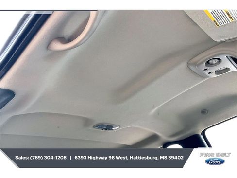 Used 2005 GMC Sierra 2500 SLT w/ Heavy-Duty Power Package image 17