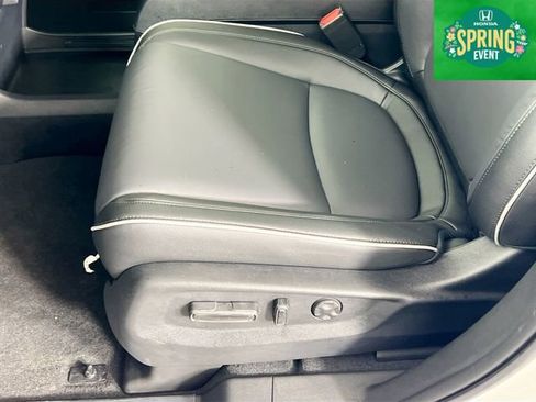 New 2026 Honda Odyssey Touring image 18