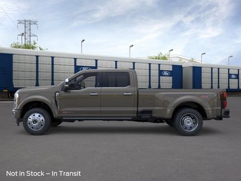 New 2026 Ford F450 Platinum w/ Platinum Plus Package AWD/4WD image 31