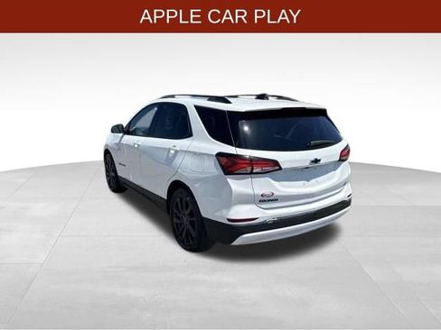 Used 2022 Chevrolet Equinox RS w/ RS Leather Package FWD image 5