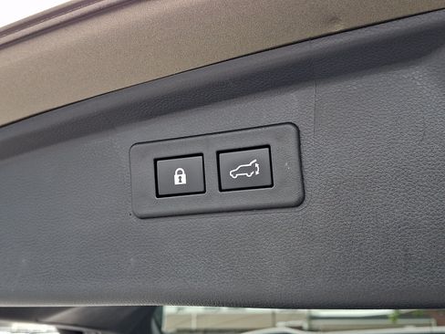 Used 2021 Subaru Outback Limited AWD/4WD image 28