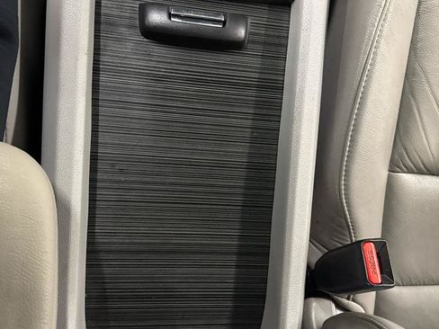 Used 2016 Honda Pilot EX-L image 24