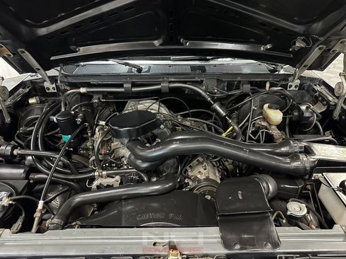 Used 1989 Ford Bronco XLT 2D Utility 4WD image 43