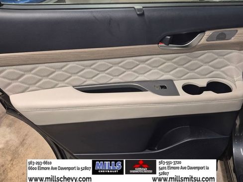Used 2022 Hyundai Palisade Calligraphy image 9