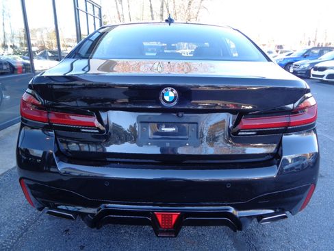 Used 2022 BMW 540i xDrive w/ M Sport Package image 6