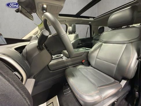 Used 2025 Ford Expedition Max Active image 12