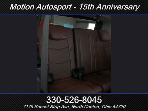 Used 2017 Cadillac Escalade Premium Luxury AWD/4WD image 41