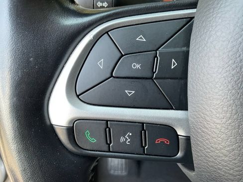 Used 2021 Jeep Compass Limited FWD image 33