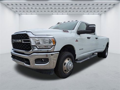 Used 2023 RAM 3500 Big Horn w/ Level 1 Equipment Group image 8