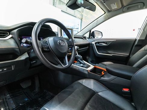 Used 2024 Toyota RAV4 Adventure AWD/4WD image 4