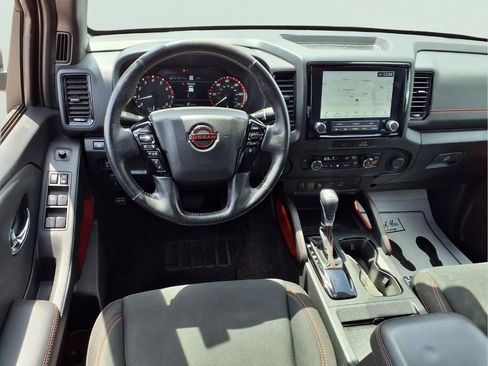 Used 2022 Nissan Frontier Pro-X w/ Technology Package RWD image 12