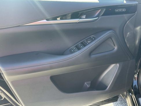 Certified 2025 INFINITI QX60 Pure image 13