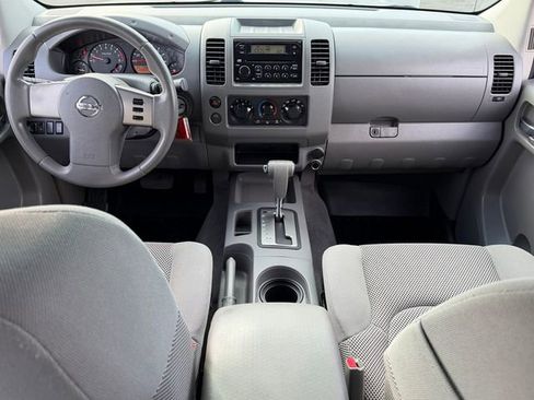 Used 2007 Nissan Frontier SE w/ SE Value Truck Pkg RWD image 20