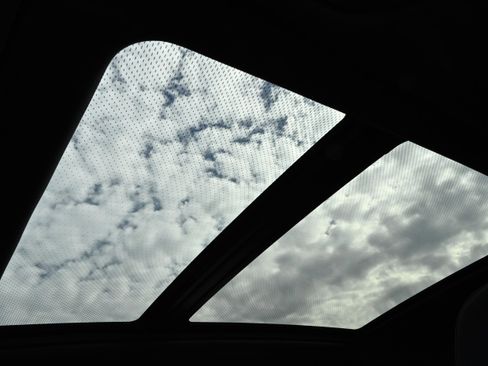 Certified 2023 BMW X5 xDrive40i w/ Executive Package image 29