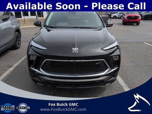Used 2024 Buick Encore GX Sport Touring w/ Comfort Package AWD/4WD image 2