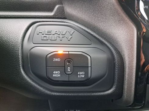 New 2026 RAM 2500 Tradesman AWD/4WD image 23