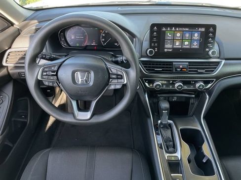 Used 2020 Honda Accord EX image 10