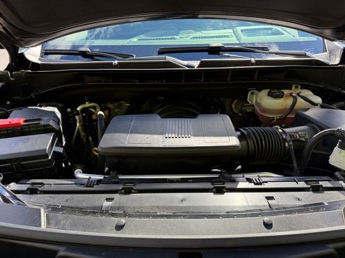 Certified 2024 GMC Yukon XL Denali image 12