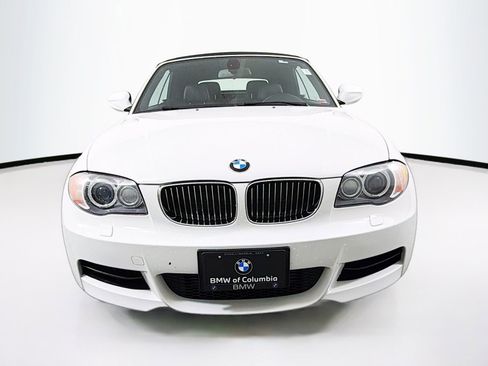 Used 2010 BMW 135i Convertible image 2