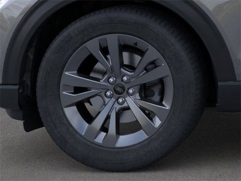 New 2026 Ford Explorer Active image 19