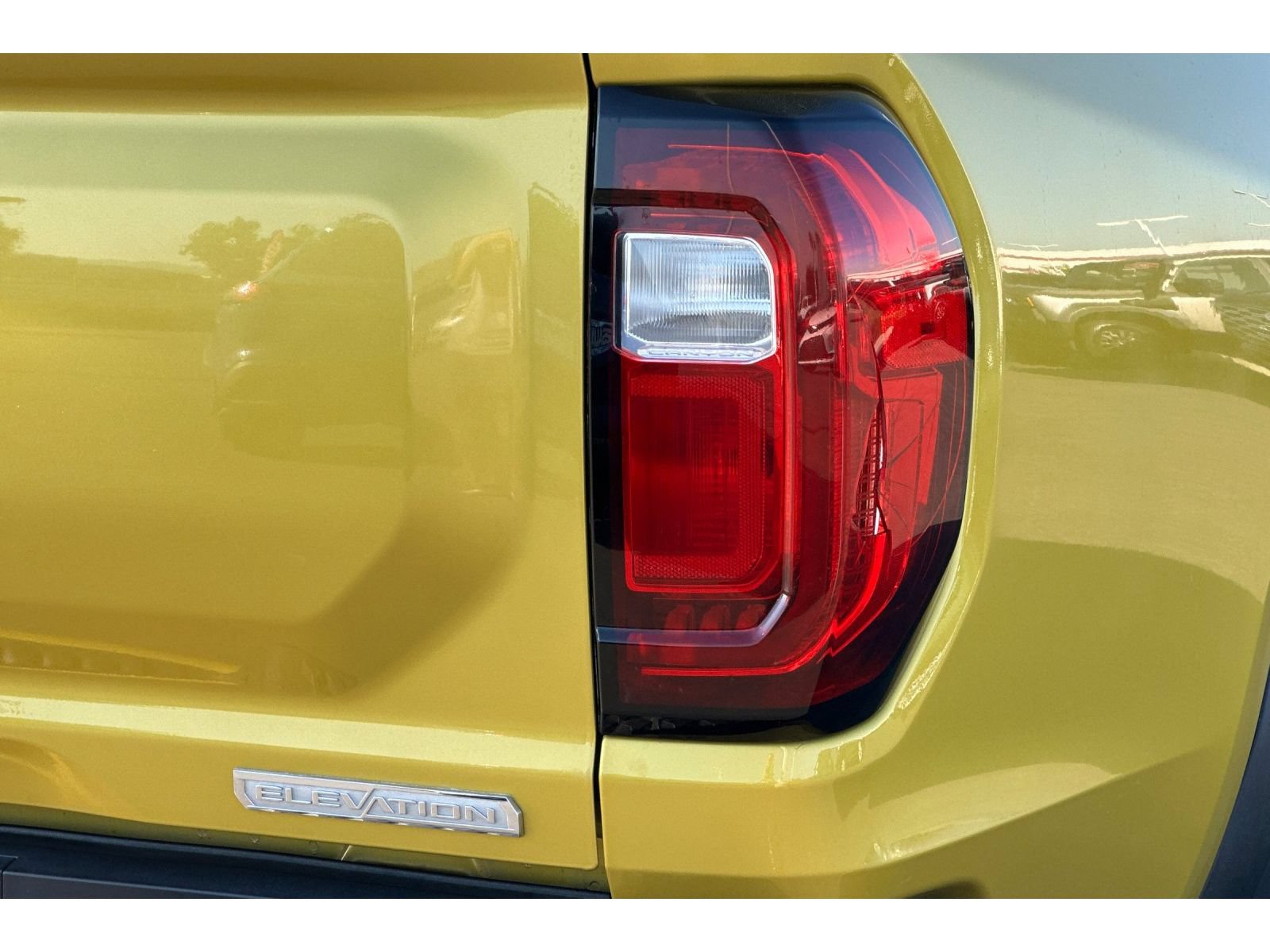 Used 2023 GMC Canyon Elevation w/ Elevation Premium Package RWD image 32