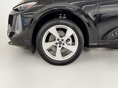 New 2025 Audi Q5 Premium Plus image 23