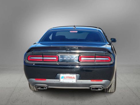 Used 2022 Dodge Challenger R/T Scat Pack w/ Shaker Package image 7