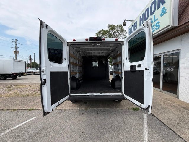 Used 2025 RAM ProMaster 2500 w/ U-Haul Equipment Group FWD image 7