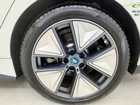 Used 2023 BMW i4 eDrive35 w/ Premium Package RWD image 78