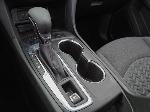 Used 2024 Chevrolet Equinox LT image 10