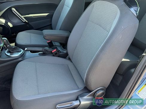 Used 2019 Volkswagen Beetle 2.0T S FWD image 21