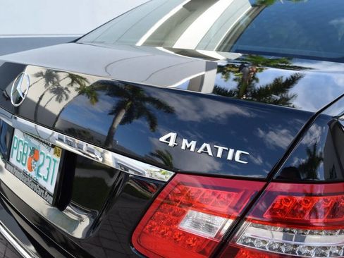 Used 2011 Mercedes-Benz E 350 4MATIC Sedan image 23