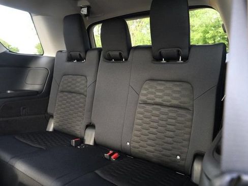 Certified 2025 Nissan Pathfinder SV w/ SV Premium Package FWD image 26