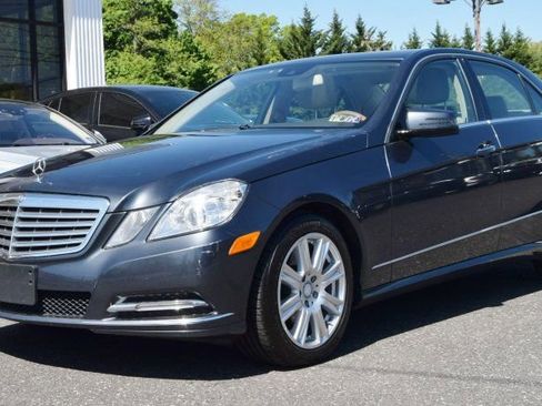 Used 2013 Mercedes-Benz E 350 4MATIC image 5