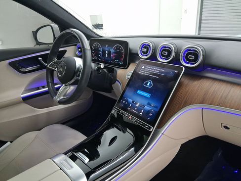 Used 2022 Mercedes-Benz C 300 4MATIC Sedan image 35