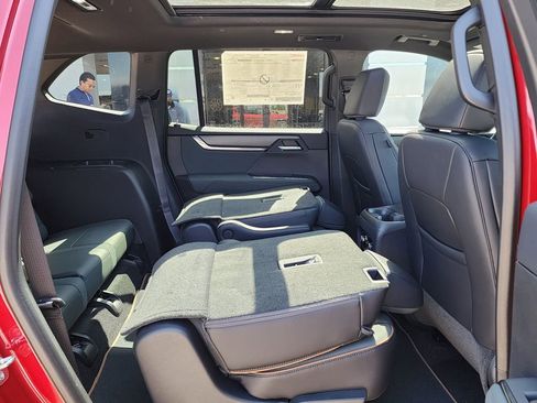 New 2026 GMC Acadia AT4 AWD/4WD image 49