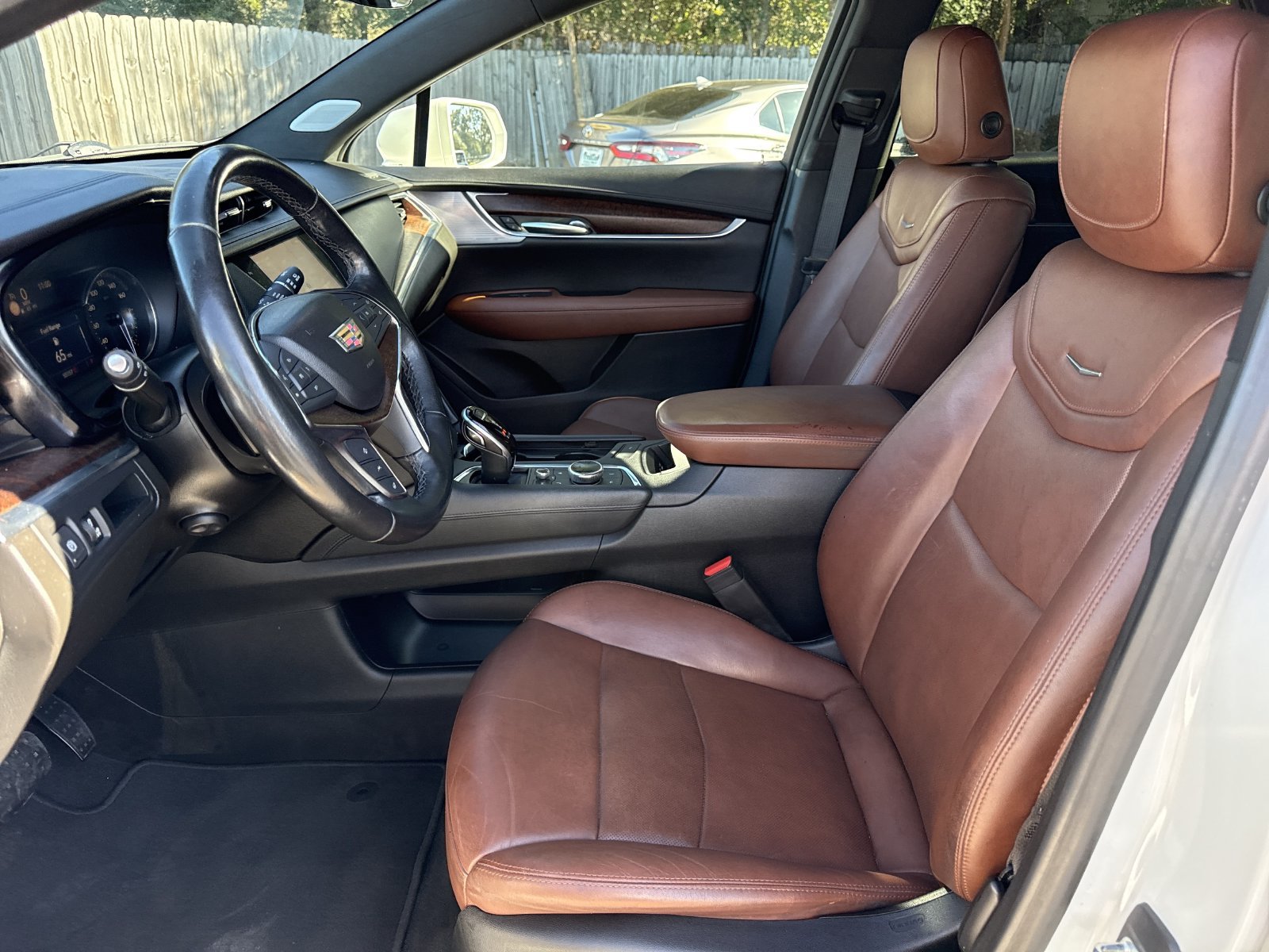 Used 2020 Cadillac XT5 Premium Luxury FWD image 10