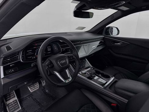 Used 2024 Audi SQ8 Premium Plus AWD/4WD image 9