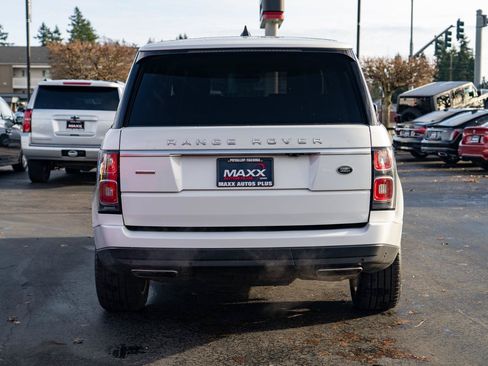 Used 2018 Land Rover Range Rover Supercharged AWD/4WD image 31