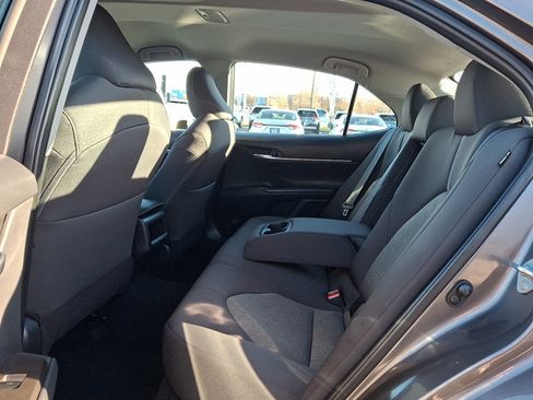 Used 2024 Toyota Camry LE image 10