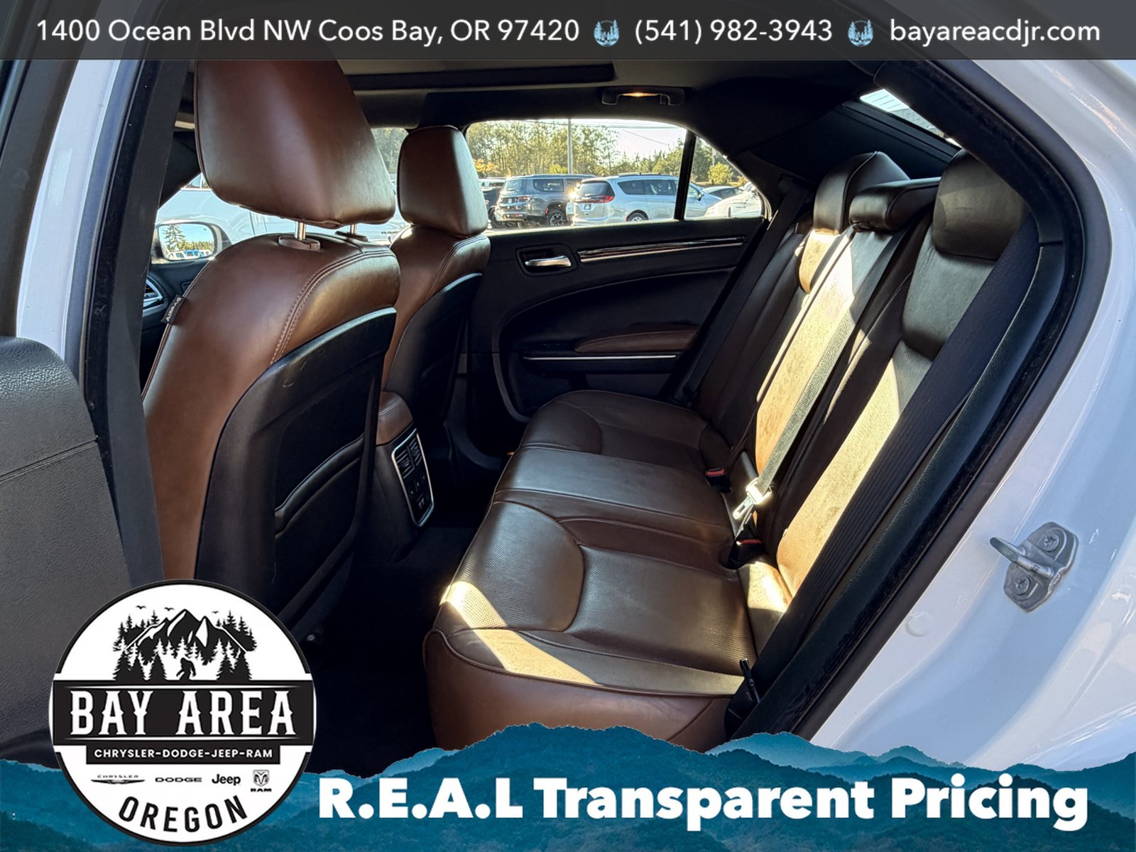 Used 2019 Chrysler 300 Limited w/ Light Group RWD image 23