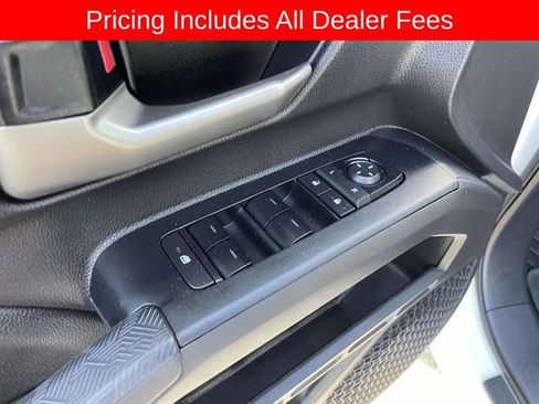 Used 2024 Toyota Tacoma TRD Off-Road AWD/4WD image 18