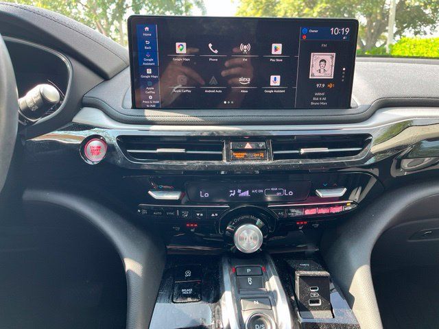 Used 2025 Acura MDX FWD image 10