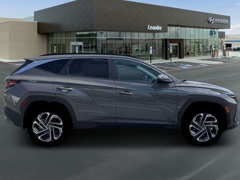 New 2026 Hyundai Tucson SEL Plus FWD image 9