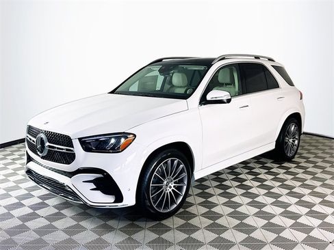 New 2026 Mercedes-Benz GLE 450 4MATIC image 3
