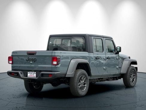 New 2026 Jeep Gladiator Sport AWD/4WD image 4