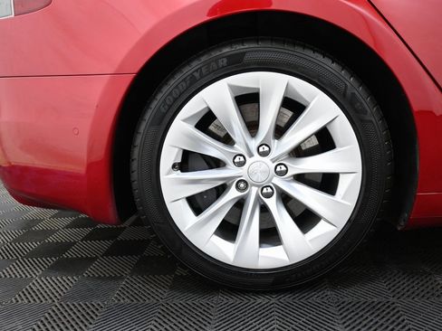 Used 2017 Tesla Model S 90D image 33
