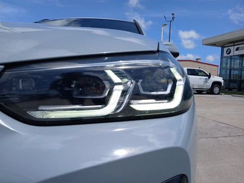 Used 2022 BMW X3 sDrive30i w/ M Sport Package RWD image 4